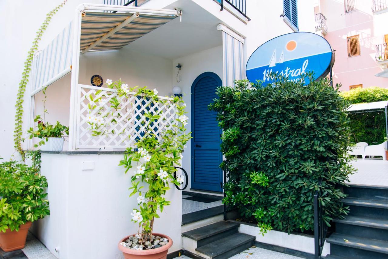קאנטו Mistral Residence מראה חיצוני תמונה