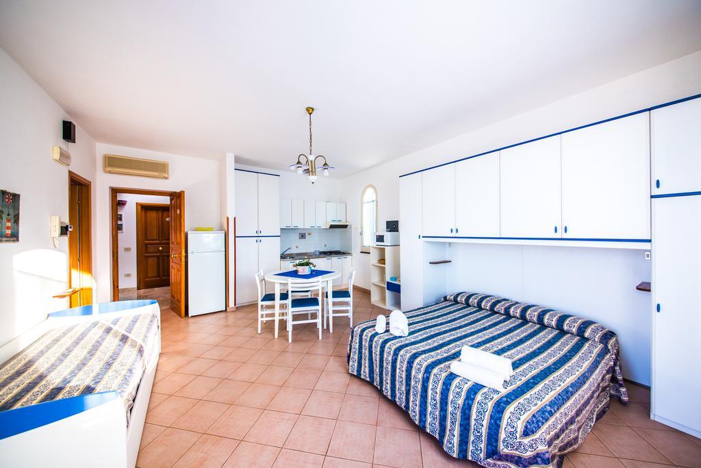 קאנטו Mistral Residence מראה חיצוני תמונה